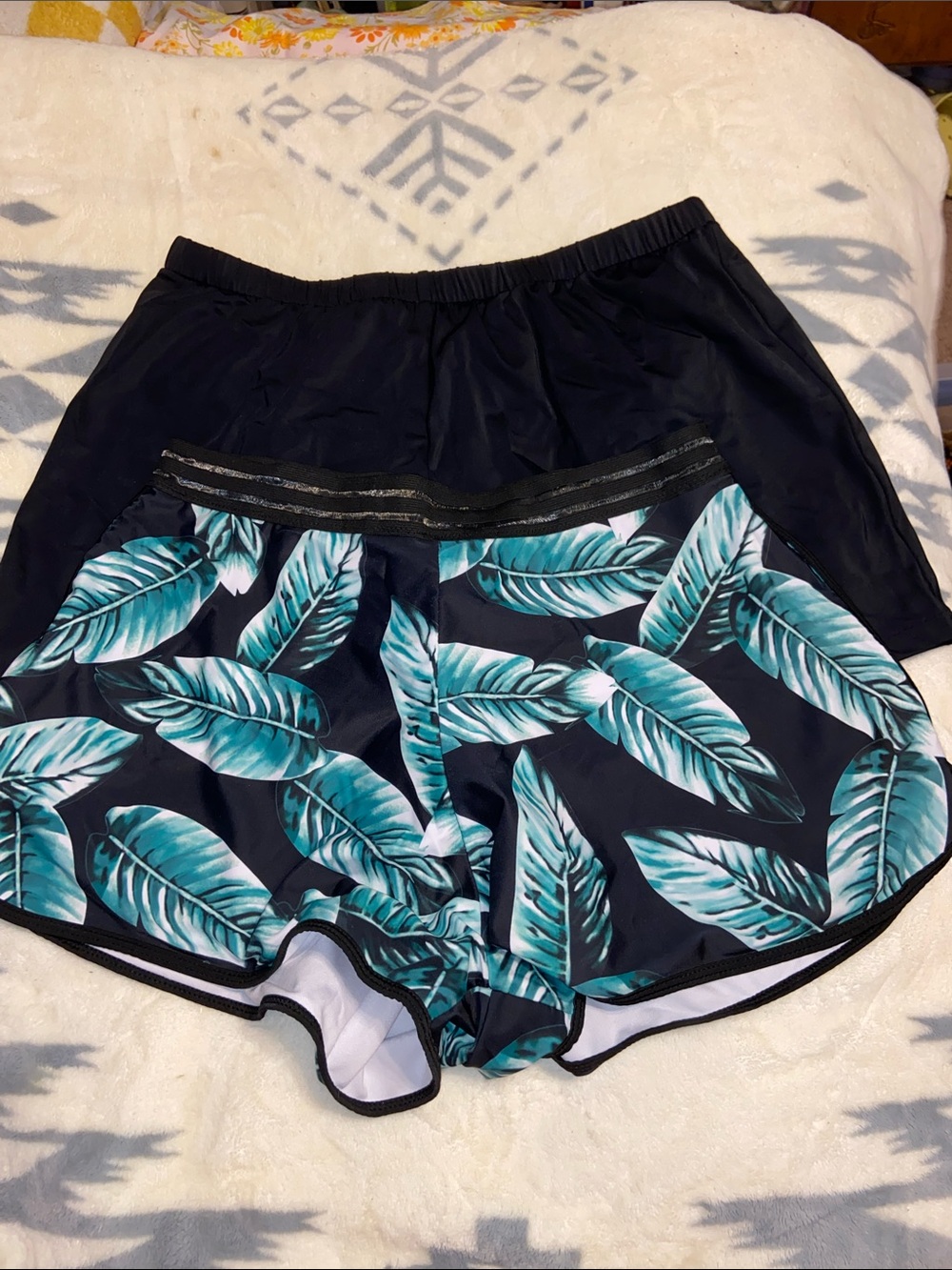 2 SWIM SHORTS BLACK & TROPICAL GREEN 16/2XL